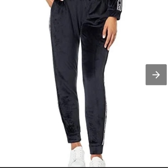 SOLD - NWT Bebe Sport Black Velour Jogger - Large - Picture 8 of 14